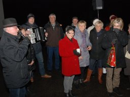 2012 lk weihnachtsfeier und spendenuebergabe 07