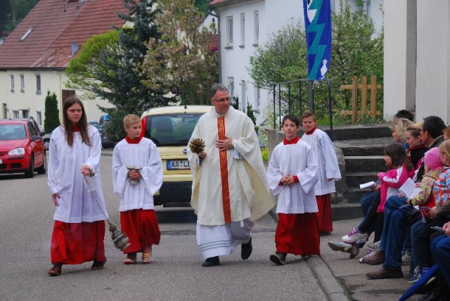 2014 05 01 fahrzeugsegnung hinterbrand 03