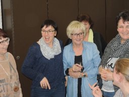 2017 01 31 margit feiert mit chor 15