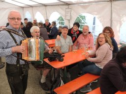 2018 fahrzeugsegnung hinterbrand und maifest 27