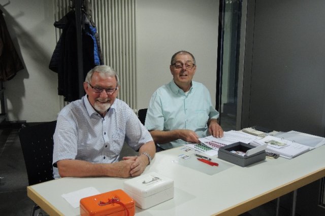 lk 70 jahre mit den schrillen fehlaperlen 025