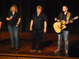lk 70 jahre mit den schrillen fehlaperlen 016