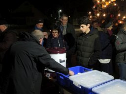 2019 12 17 christbaumsingen dorfmitte und adventsfeier  01