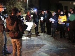 2019 12 17 christbaumsingen dorfmitte und adventsfeier  07
