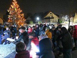 2022 12 13 lk christbaum singen und weihnachtsfeier 008
