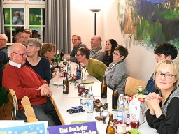 2022 12 13 lk christbaum singen und weihnachtsfeier 023
