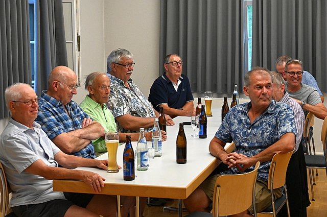 2022 07 19 decamino und kirchenchor gratulieren sieger und peter 004