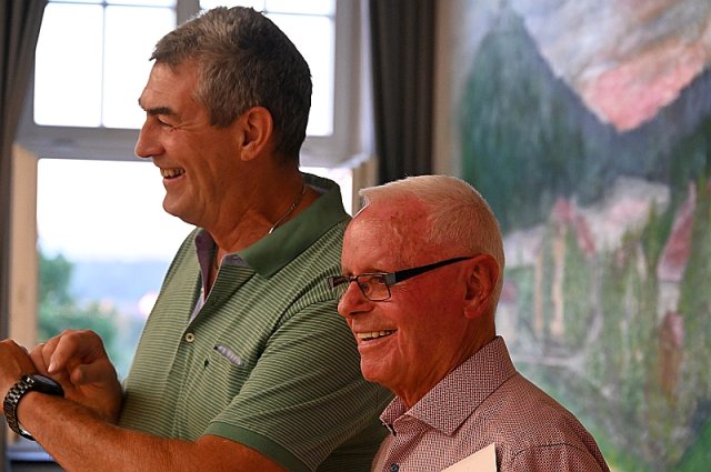 2022 07 19 decamino und kirchenchor gratulieren sieger und peter 019