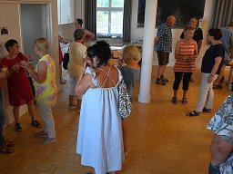 2022 07 19 decamino und kirchenchor gratulieren sieger und peter 001