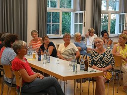 2022 07 19 decamino und kirchenchor gratulieren sieger und peter 006