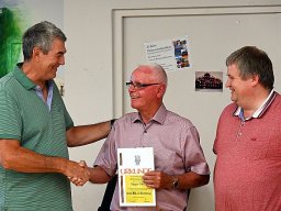 2022 07 19 decamino und kirchenchor gratulieren sieger und peter 014