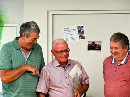 2022 07 19 decamino und kirchenchor gratulieren sieger und peter 016