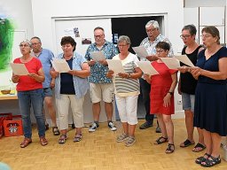 2022 07 19 decamino und kirchenchor gratulieren sieger und peter 030